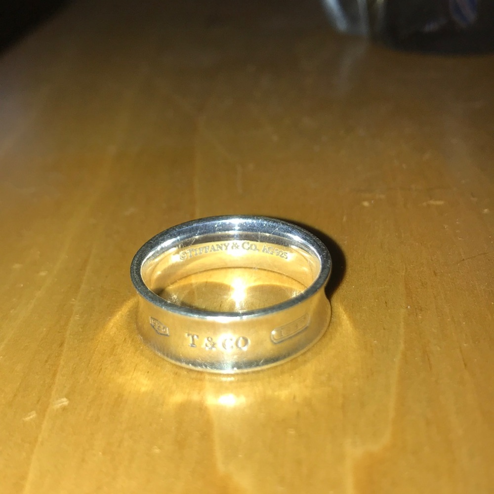 Tiffany 1875 Ring size 8